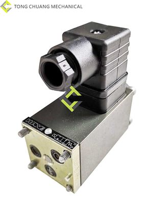 Sany Zoomlion 具体的なポンプ トラック HAWE ブームの多方法バイパス弁 GAAX035F20D44