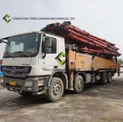 56M 8x4 メルセデス・ベンツ・シャシーで使用されたコンクリートポンプトラック